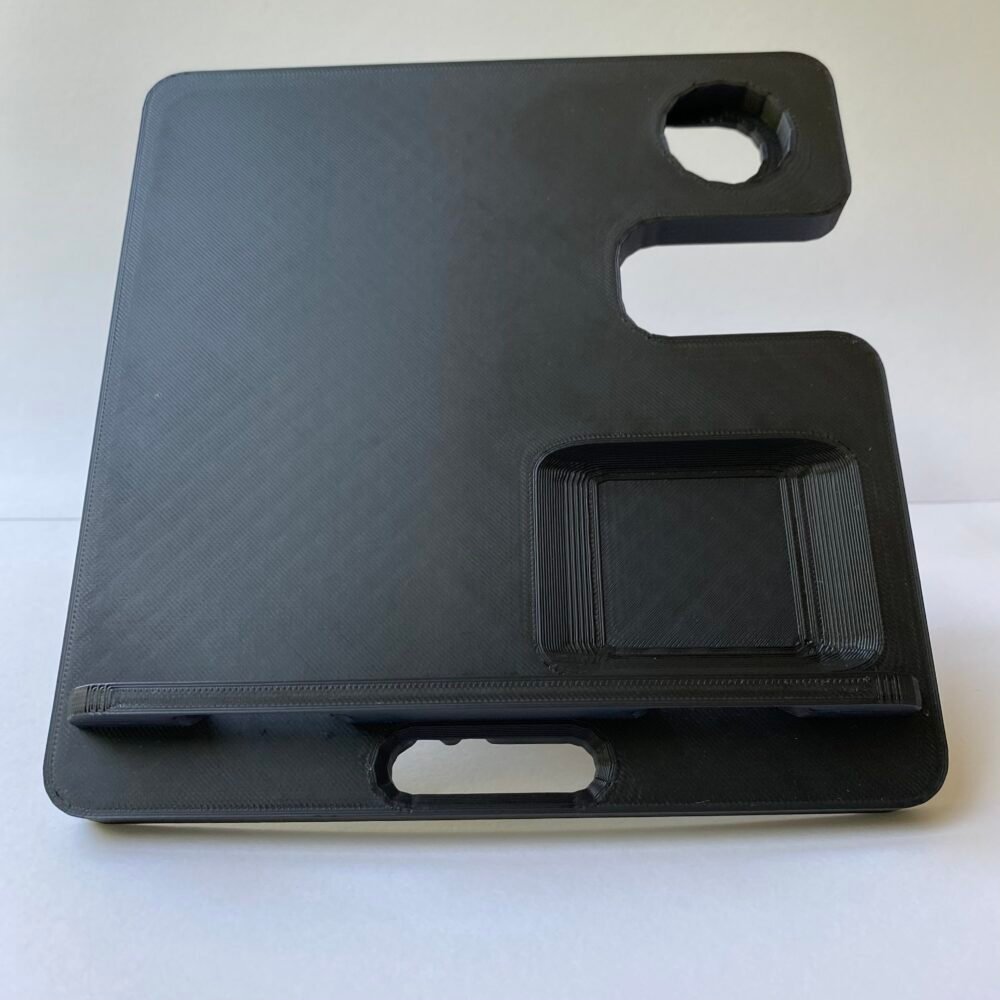 Smartphone Charging Stand "Avant-garde" - Image 2